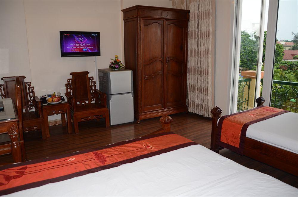Phoenix Palace Khách sạn