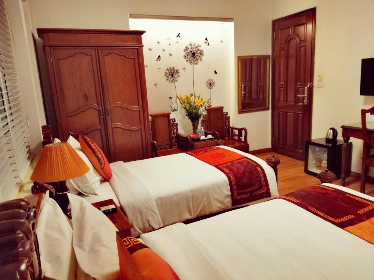 Phoenix Palace 3* Hà Nội